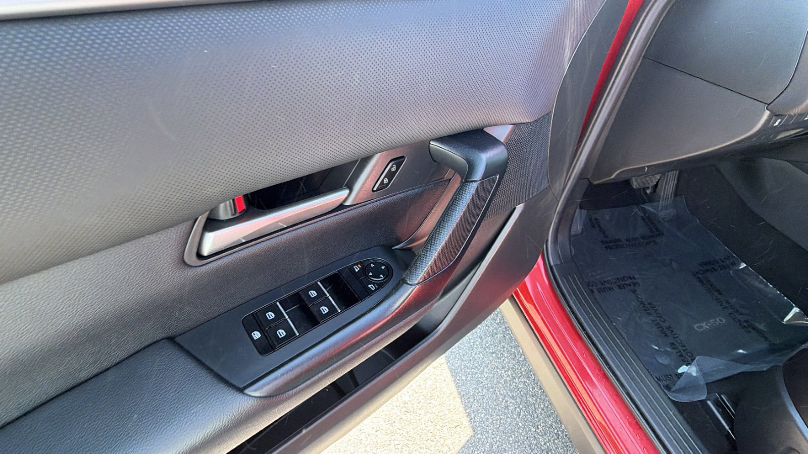 Used 2025 MAZDA CX-50 AWD 2.5 S w/ Premium Package image 15