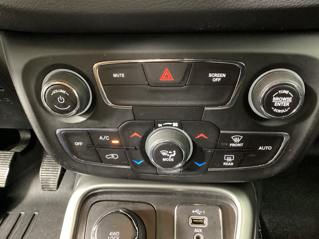 Used 2019 Jeep Compass Latitude AWD/4WD image 26