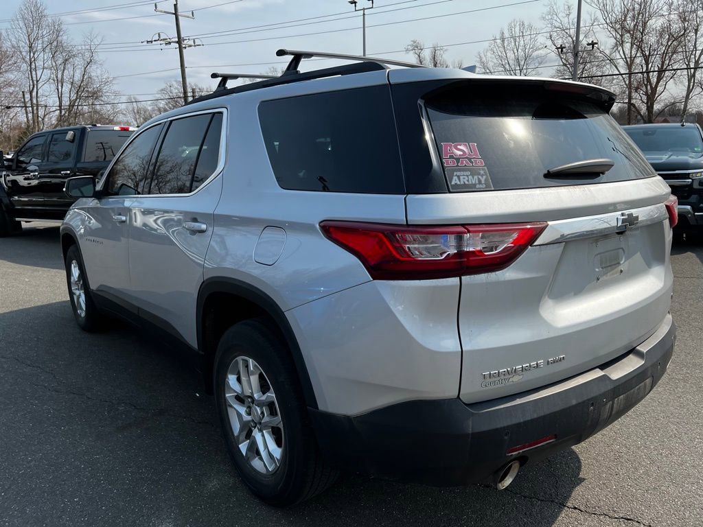 Used 2021 Chevrolet Traverse LT w/ LPO, Cargo Package image 7