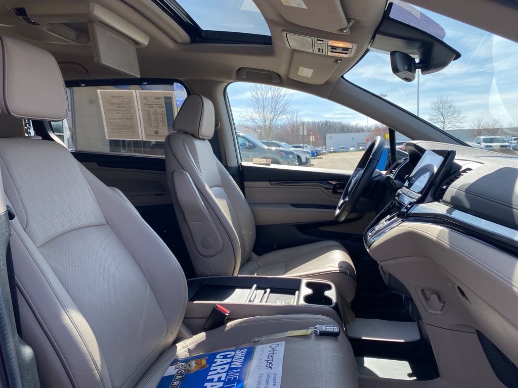 Used 2024 Honda Odyssey Elite image 11