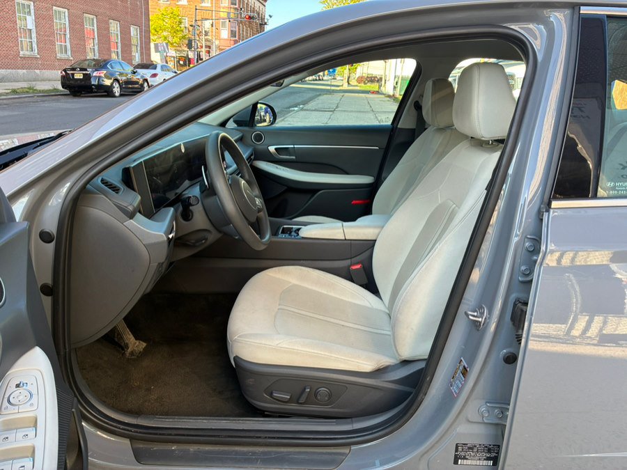 Used 2024 Hyundai Sonata SEL FWD image 13
