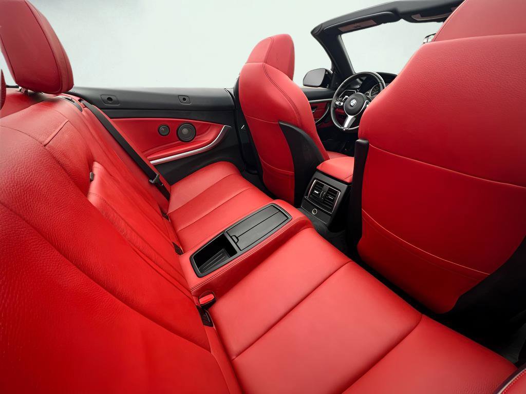 Used 2018 BMW 430i Convertible image 23