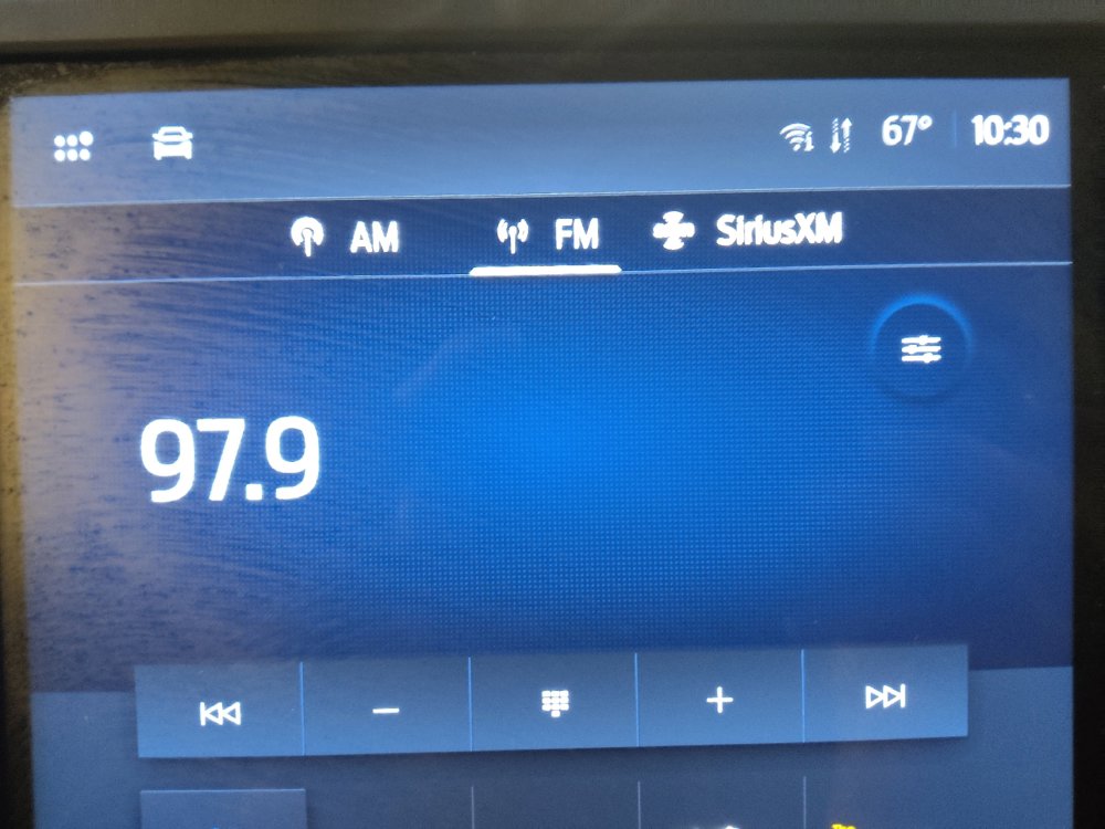 Used 2024 Ford Edge SEL image 25