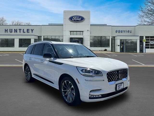 Used 2023 Lincoln Aviator Grand Touring w/ Equipment Group 301A AWD/4WD image 4
