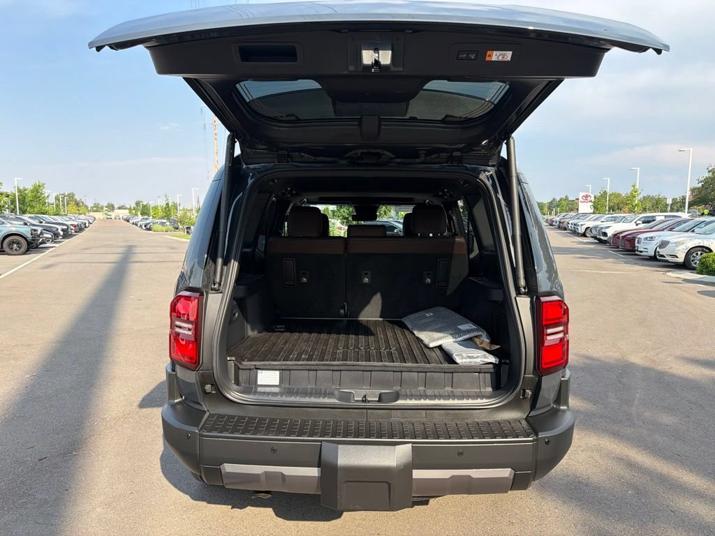 Certified 2026 Toyota Land Cruiser w/ Premium Package AWD/4WD image 19
