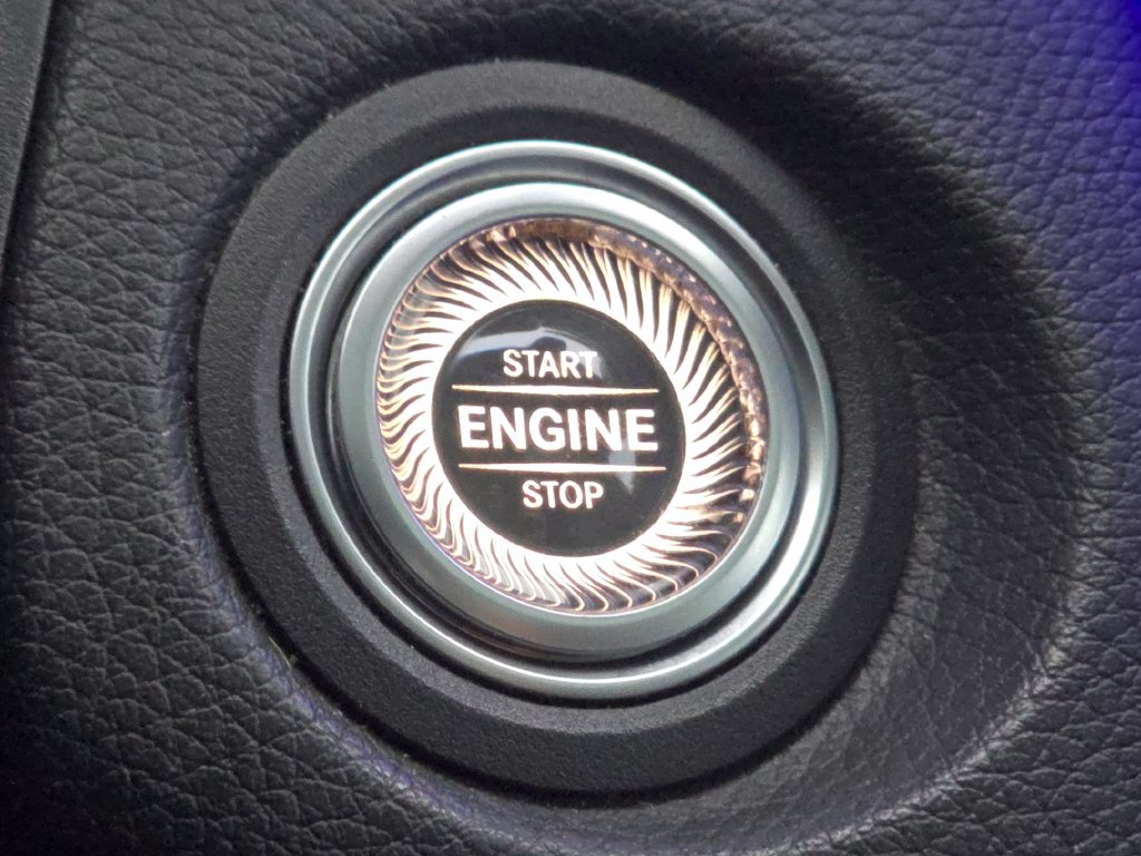 Certified 2021 Mercedes-Benz GLC 300 4MATIC image 30
