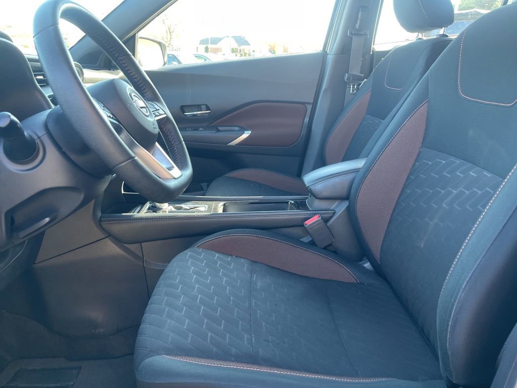Used 2024 Nissan Kicks SR image 14