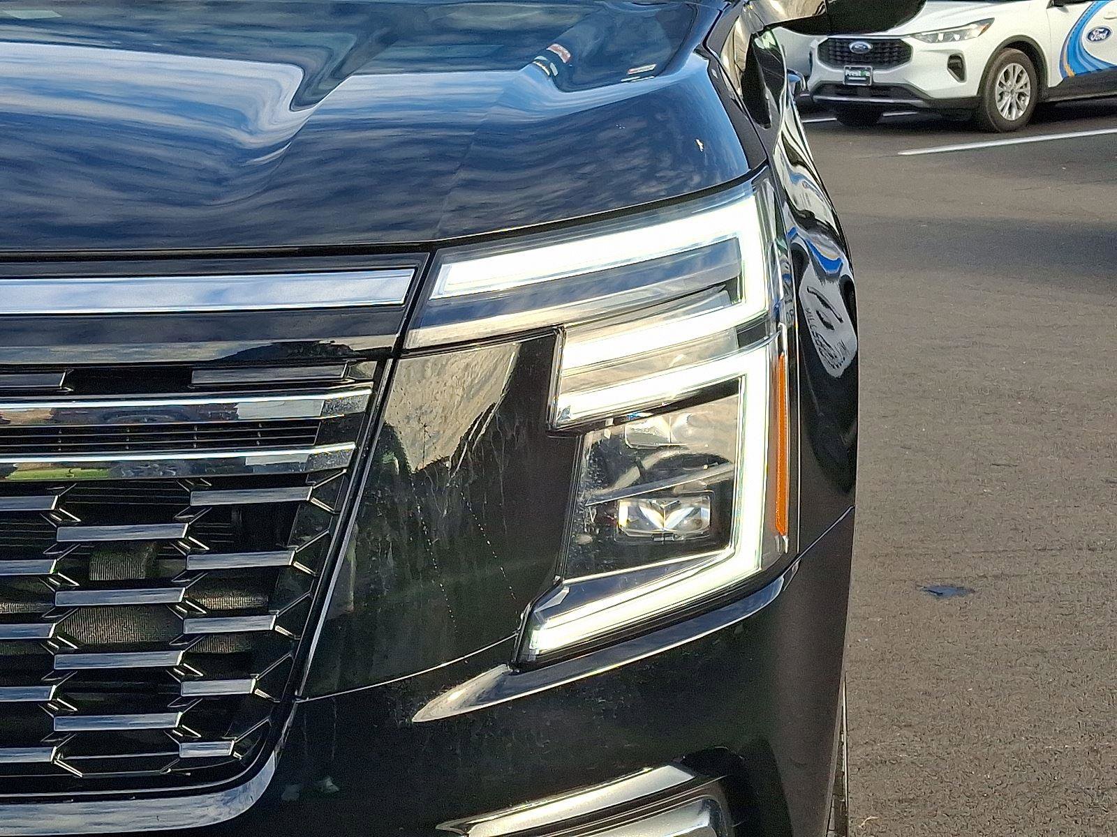 Used 2025 Nissan Armada Platinum Reserve w/ Convenience Package image 8