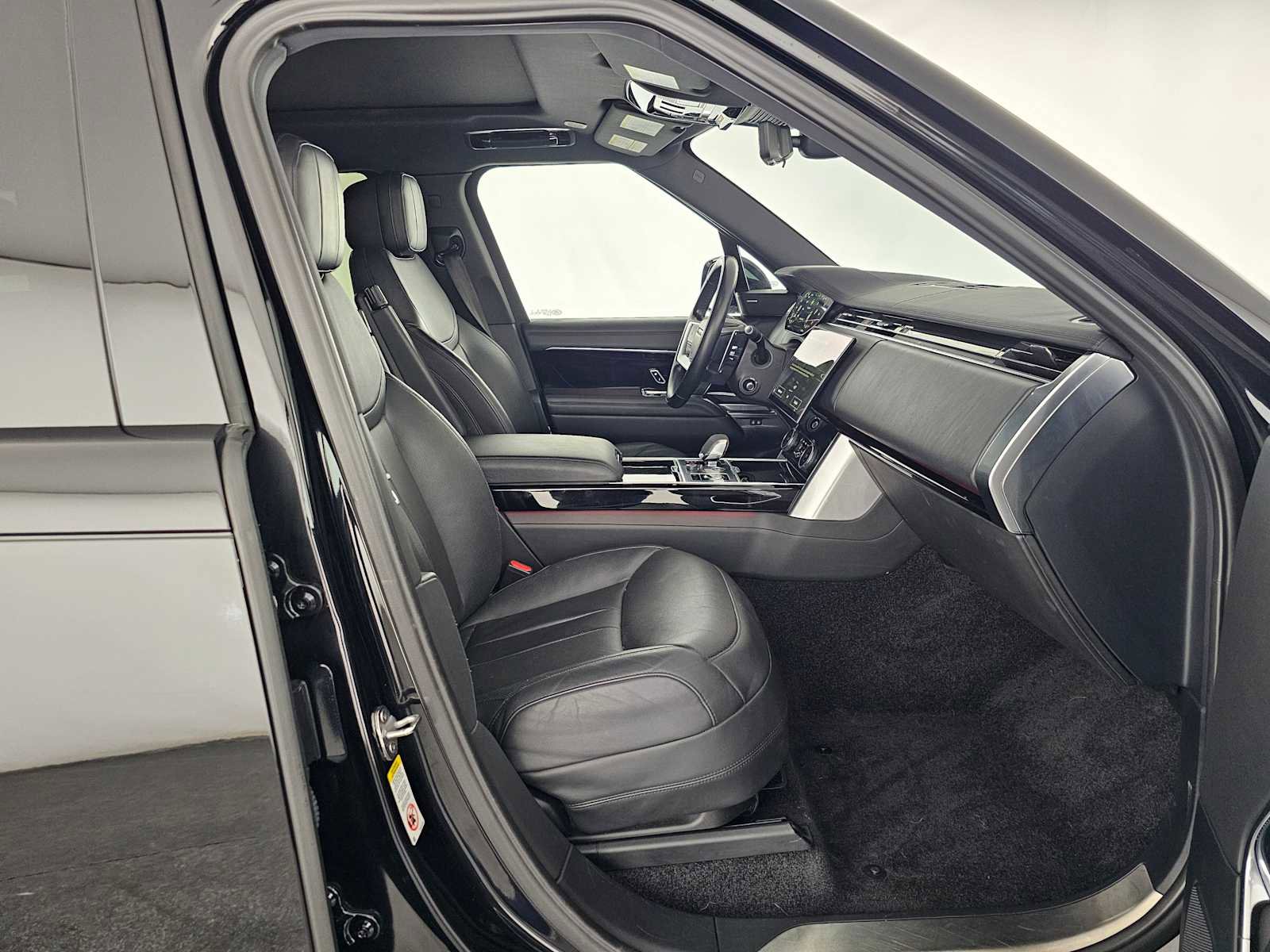 Used 2023 Land Rover Range Rover SE AWD/4WD image 10