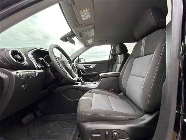 Used 2023 Chevrolet Blazer LT w/ Driver Confidence Package image 11