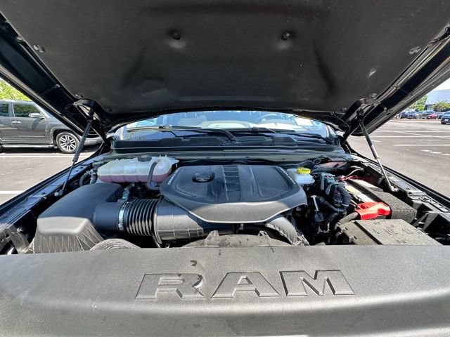 Used 2025 RAM 1500 Limited AWD/4WD image 14