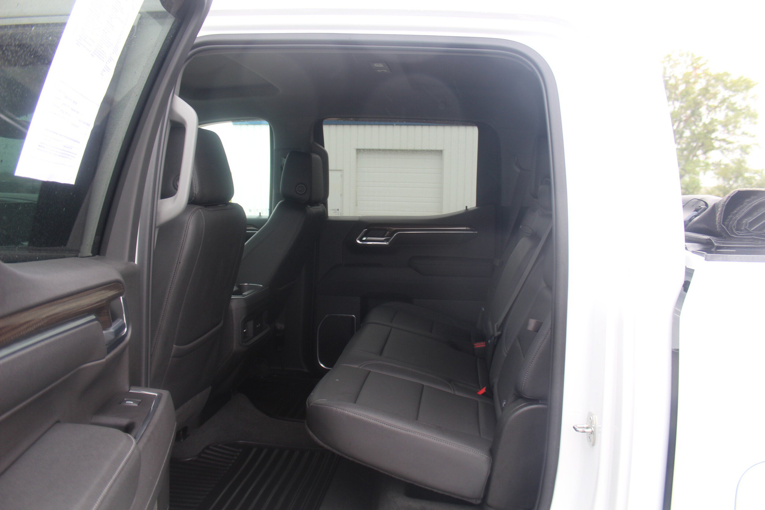 Used 2023 Chevrolet Silverado 1500 RST w/ Convenience Package II AWD/4WD image 16