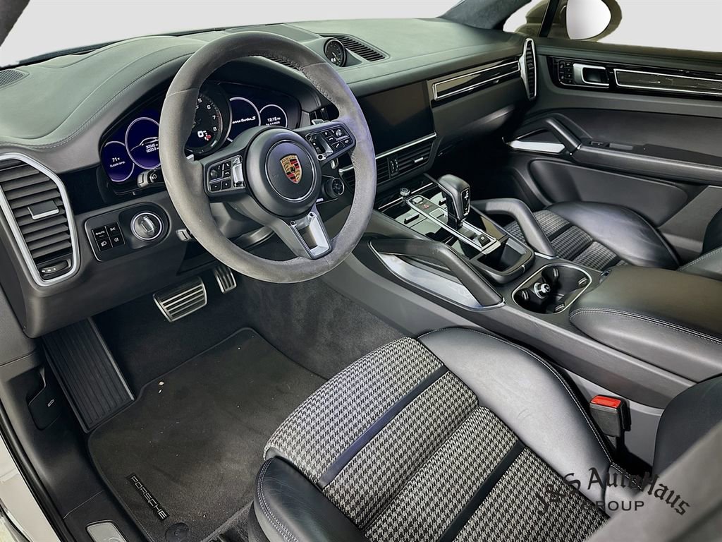 Used 2021 Porsche Cayenne Turbo S AWD/4WD image 9