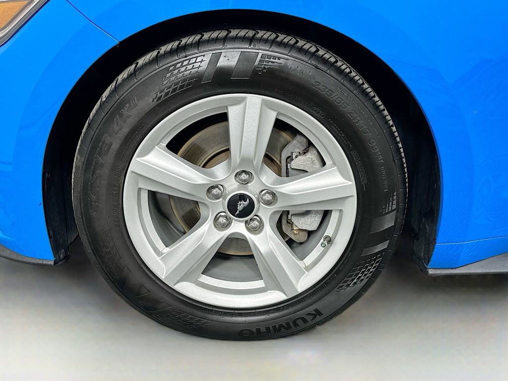 Used 2017 Ford Mustang Coupe image 29