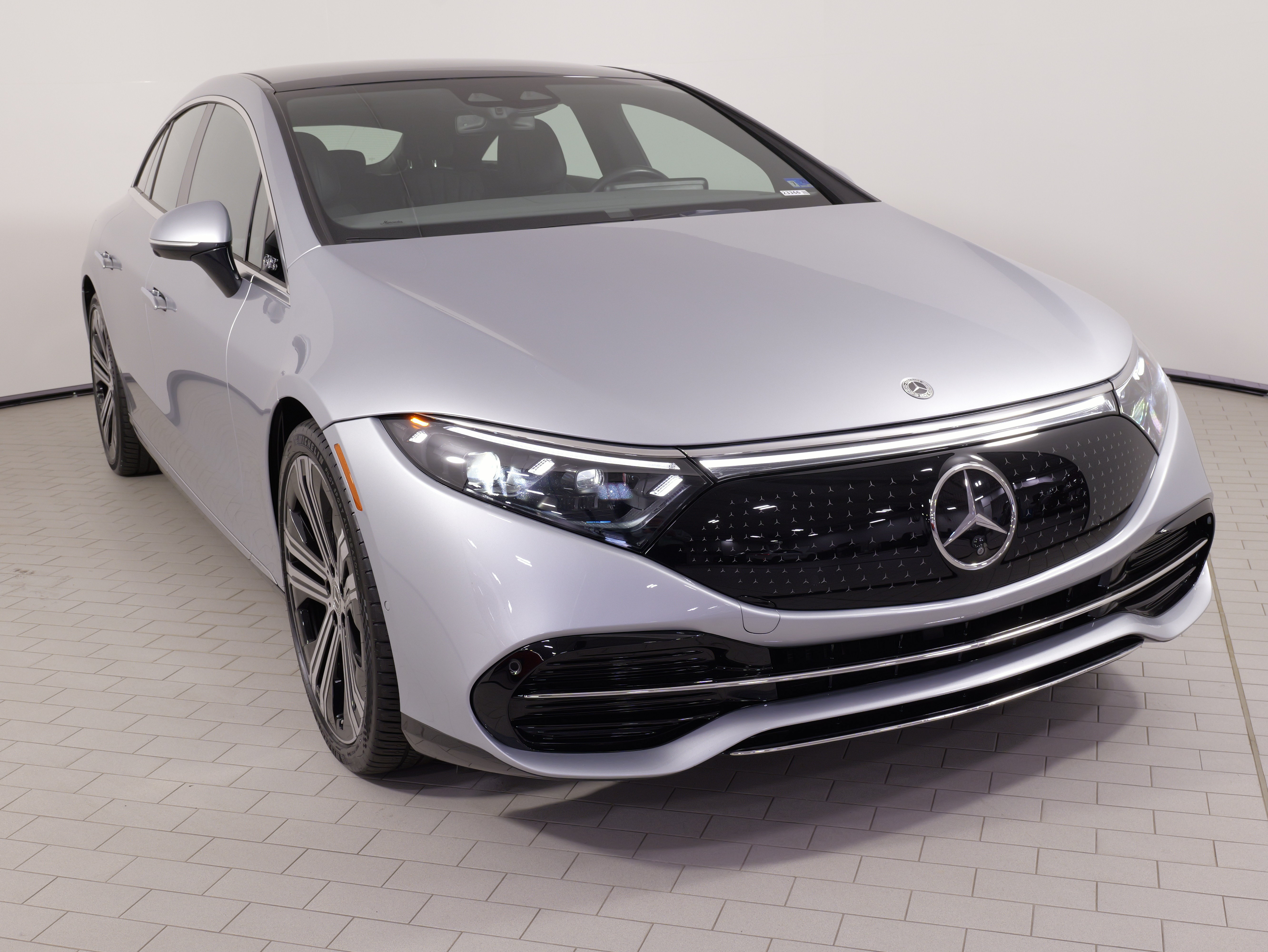 Used 2023 Mercedes-Benz EQS 450+ 4MATIC Sedan image 5