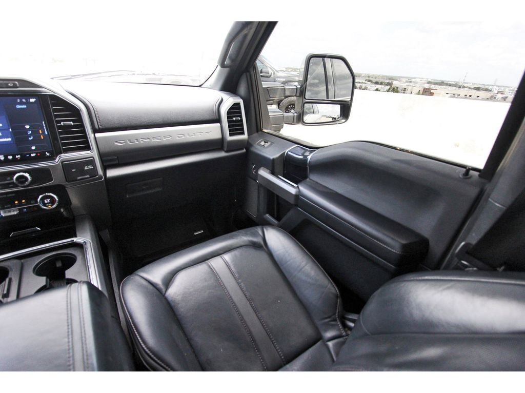 Used 2022 Ford F250 Platinum AWD/4WD image 10
