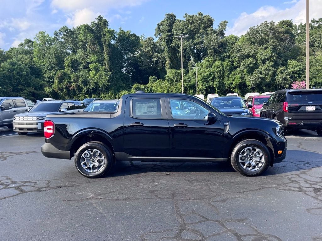 New 2026 Ford Maverick XLT w/ XLT Luxury Package FWD image 4