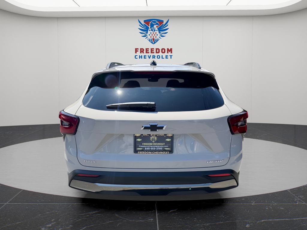 New 2026 Chevrolet Trax ACTIV w/ Driver Confidence Package FWD image 5