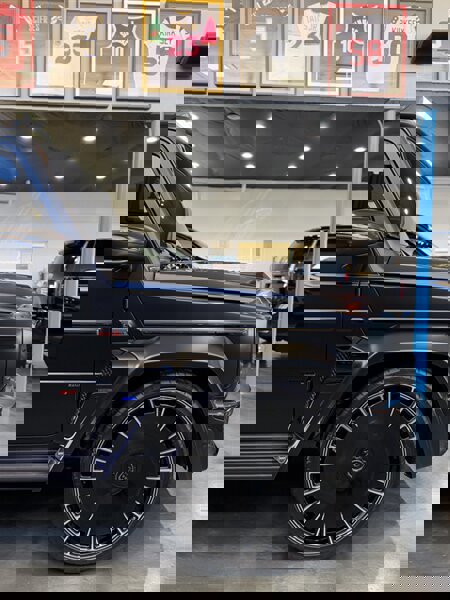 Used 2025 Mercedes-Benz G 63 AMG 4MATIC image 12