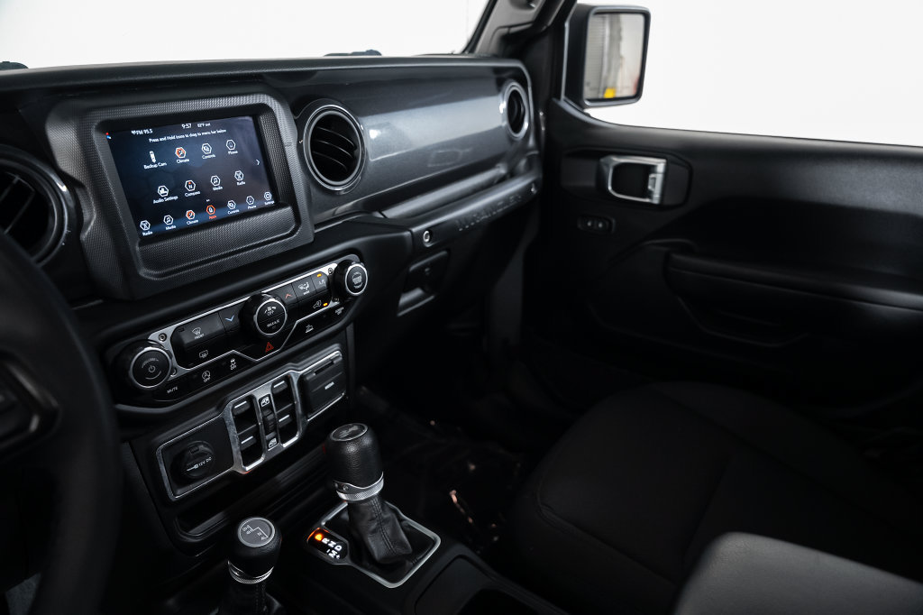 Used 2023 Jeep Wrangler Unlimited Sport AWD/4WD image 29