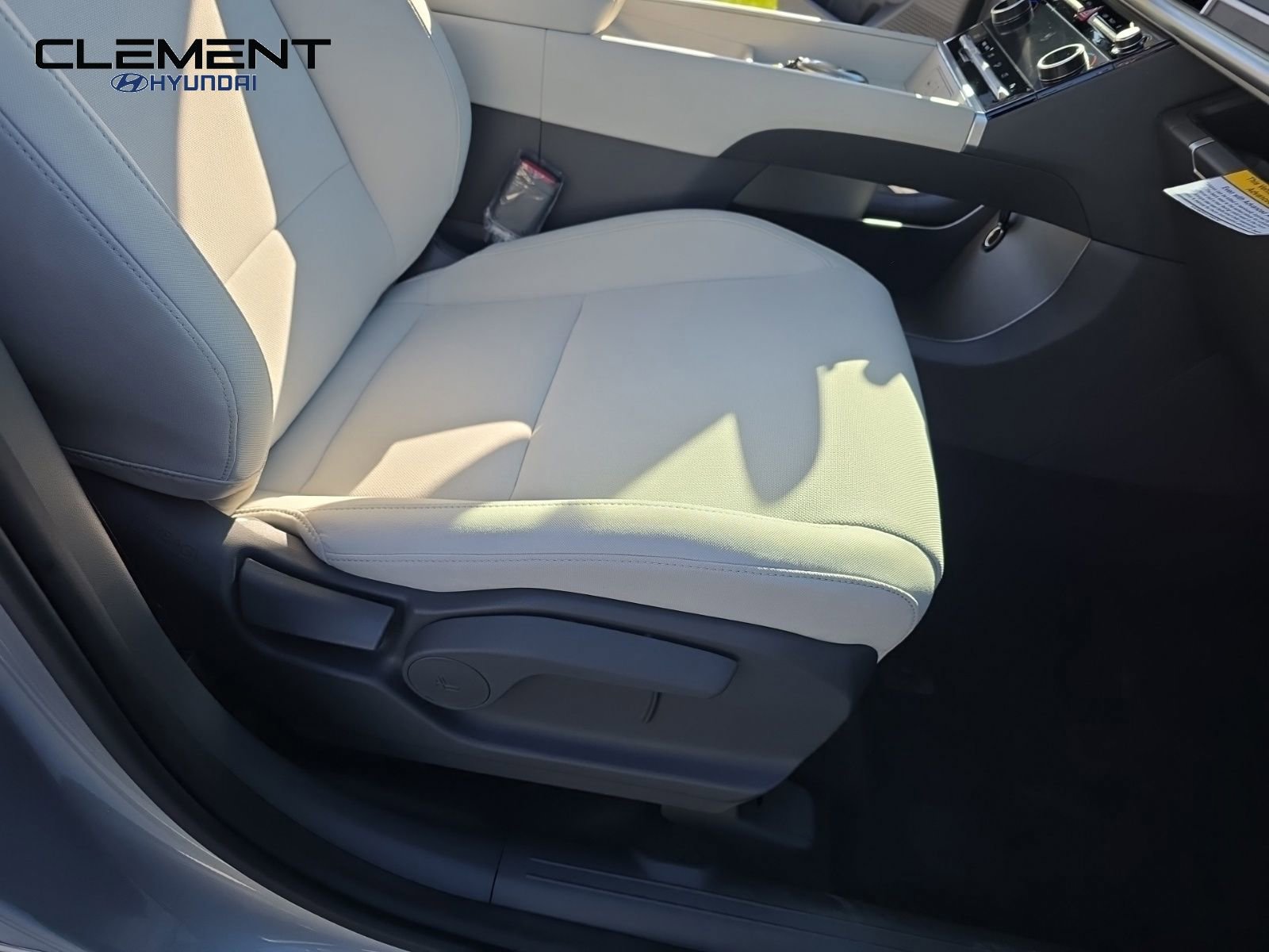 New 2026 Hyundai Santa Fe SE AWD/4WD image 30