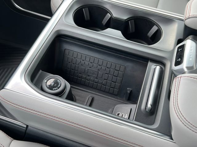 Certified 2025 Ford Expedition Active image 31