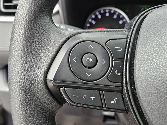 Used 2019 Toyota RAV4 LE image 25