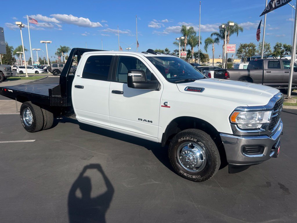 Used 2024 RAM 3500 SLT w/ Quick Order Package 2YG SLT AWD/4WD image 6