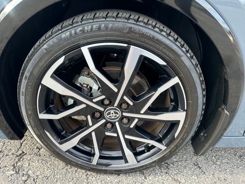 Used 2024 Toyota Prius Prime FWD image 38