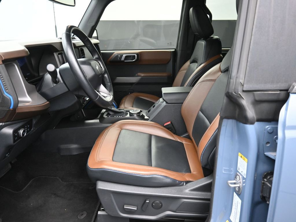 Used 2023 Ford Bronco Outer Banks image 21
