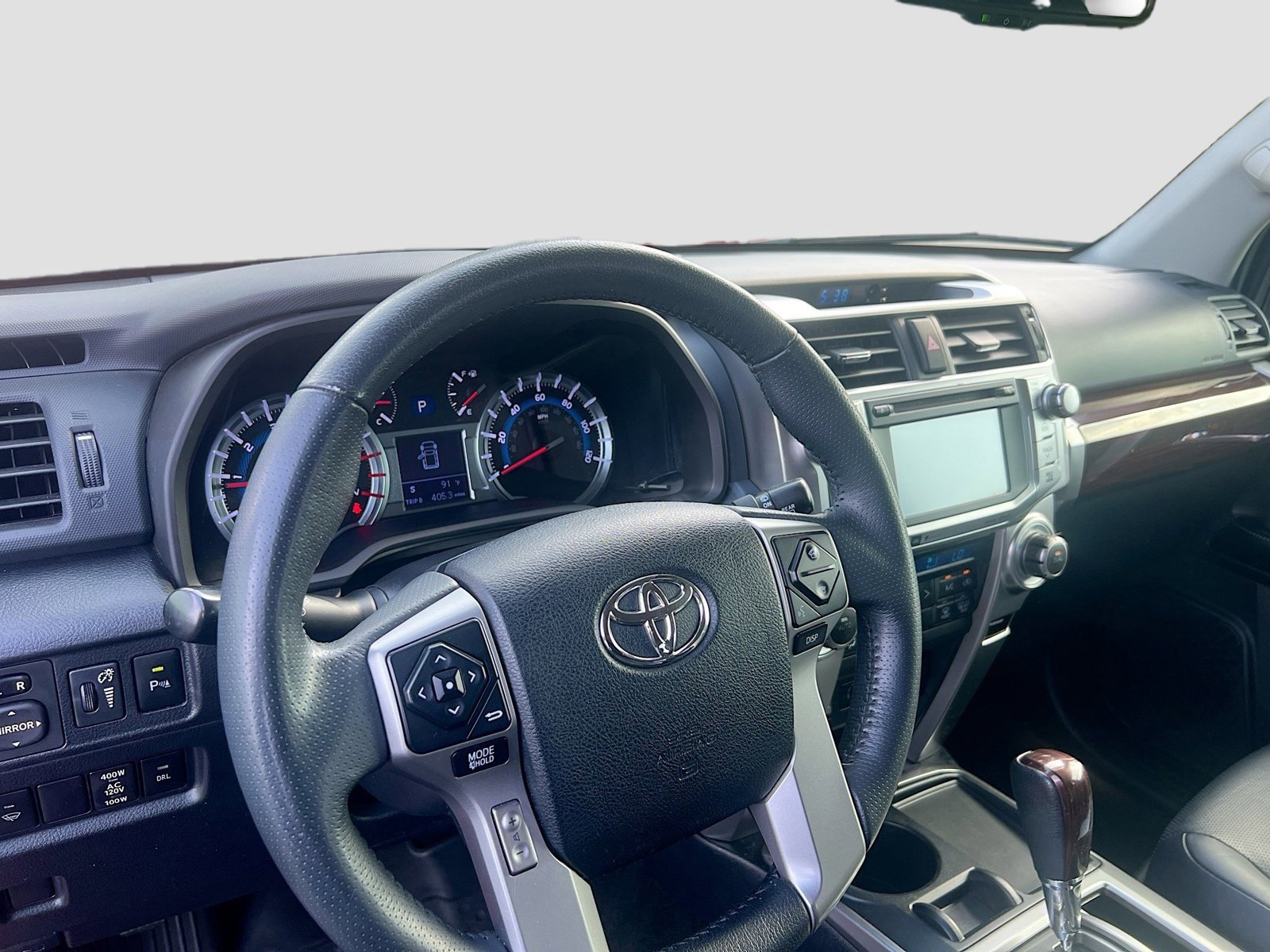 Used 2017 Toyota 4Runner Limited RWD image 9