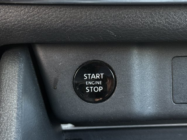 Used 2024 Nissan Rogue SV FWD image 20