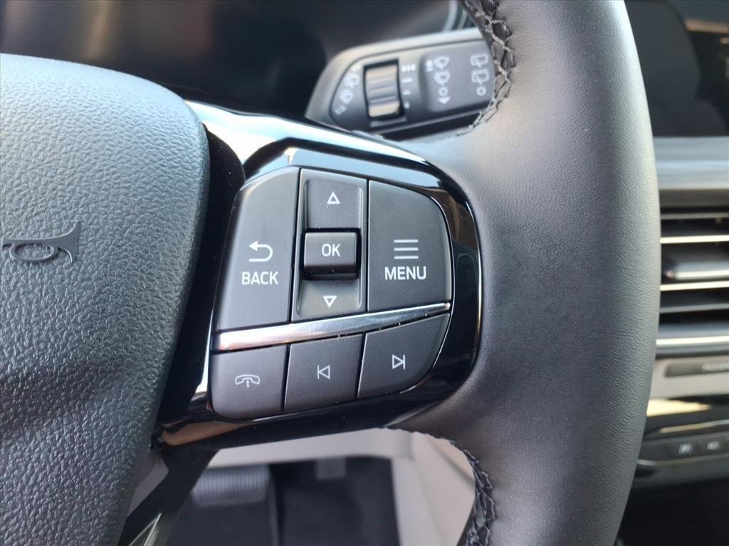 New 2026 Ford Escape SE image 18