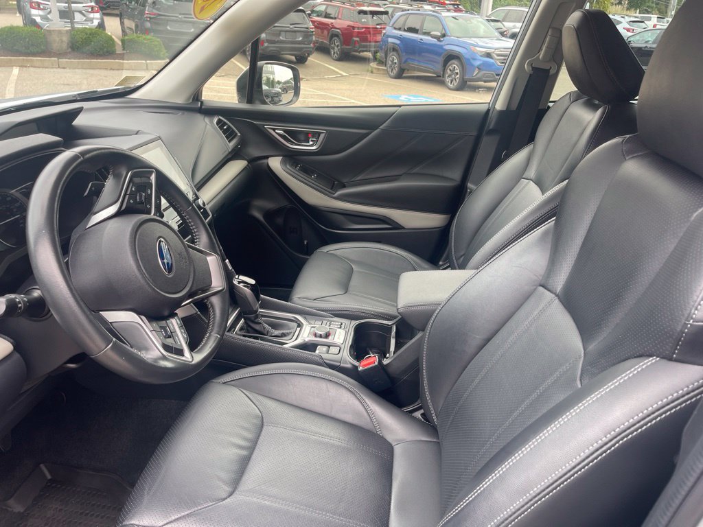 Used 2023 Subaru Forester Premium AWD/4WD image 11