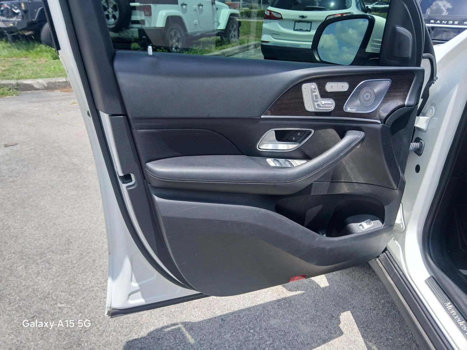 Used 2020 Mercedes-Benz GLE 350 4MATIC image 12