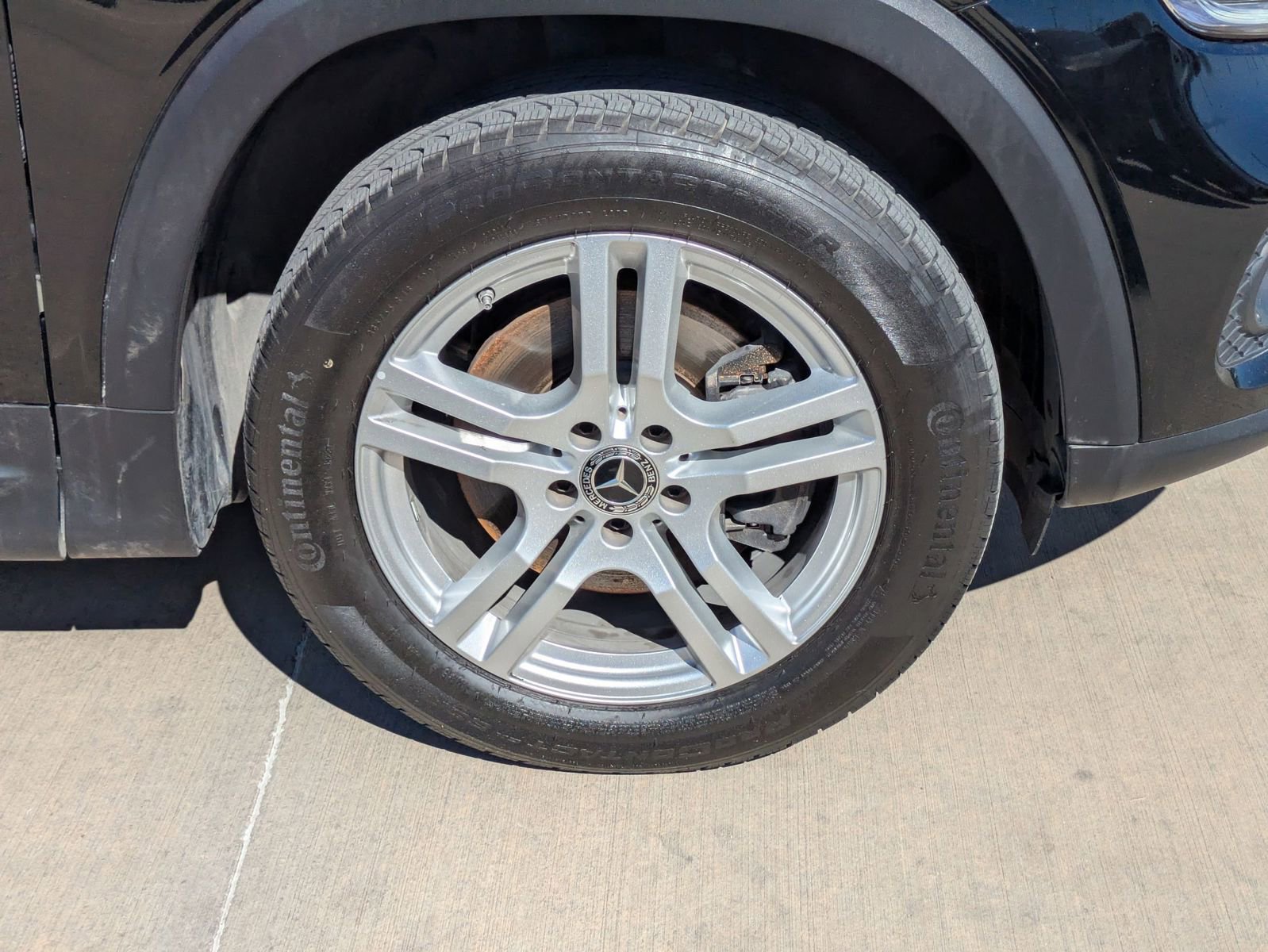 Used 2023 Mercedes-Benz GLB 250 4MATIC image 29