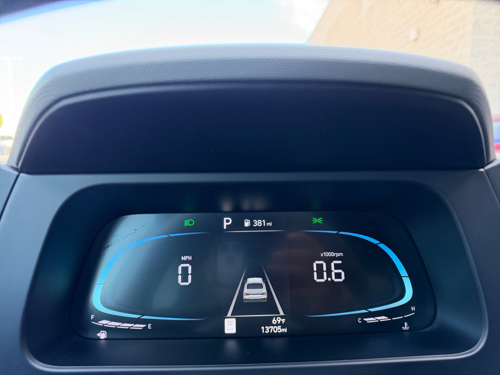 Certified 2025 Hyundai Elantra Sport FWD image 10