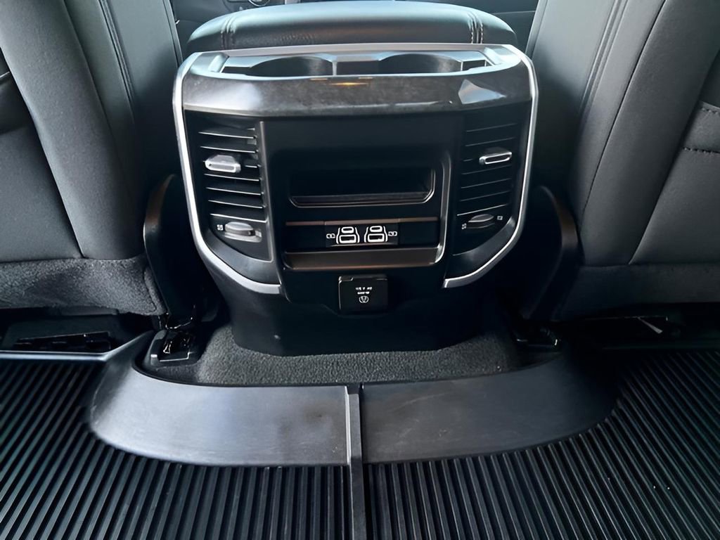Used 2021 RAM 1500 Big Horn image 24