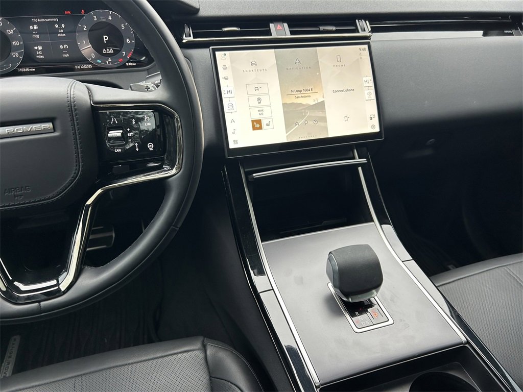 Used 2025 Land Rover Range Rover Velar Dynamic SE image 17