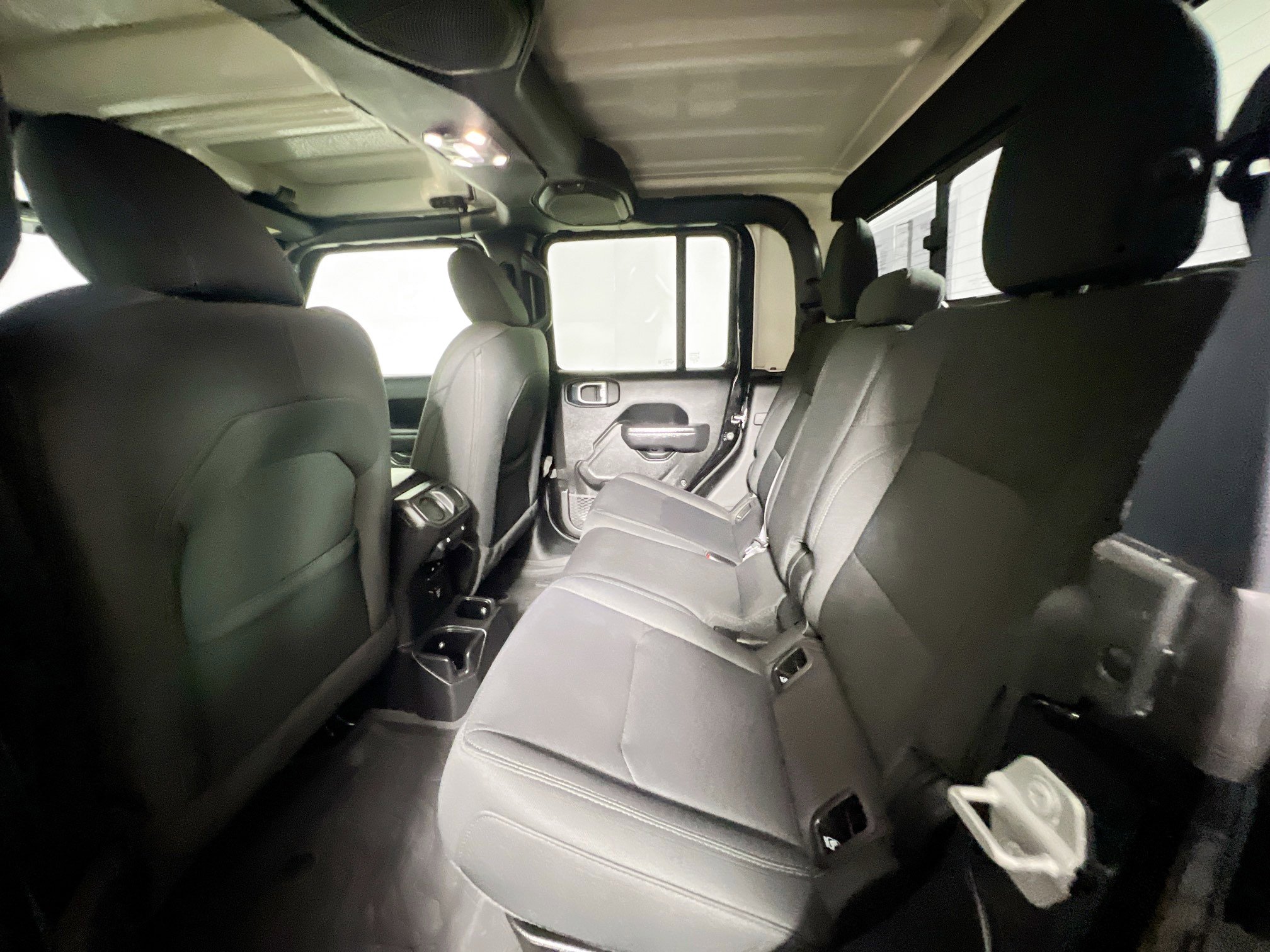 Used 2022 Jeep Gladiator Willys image 29