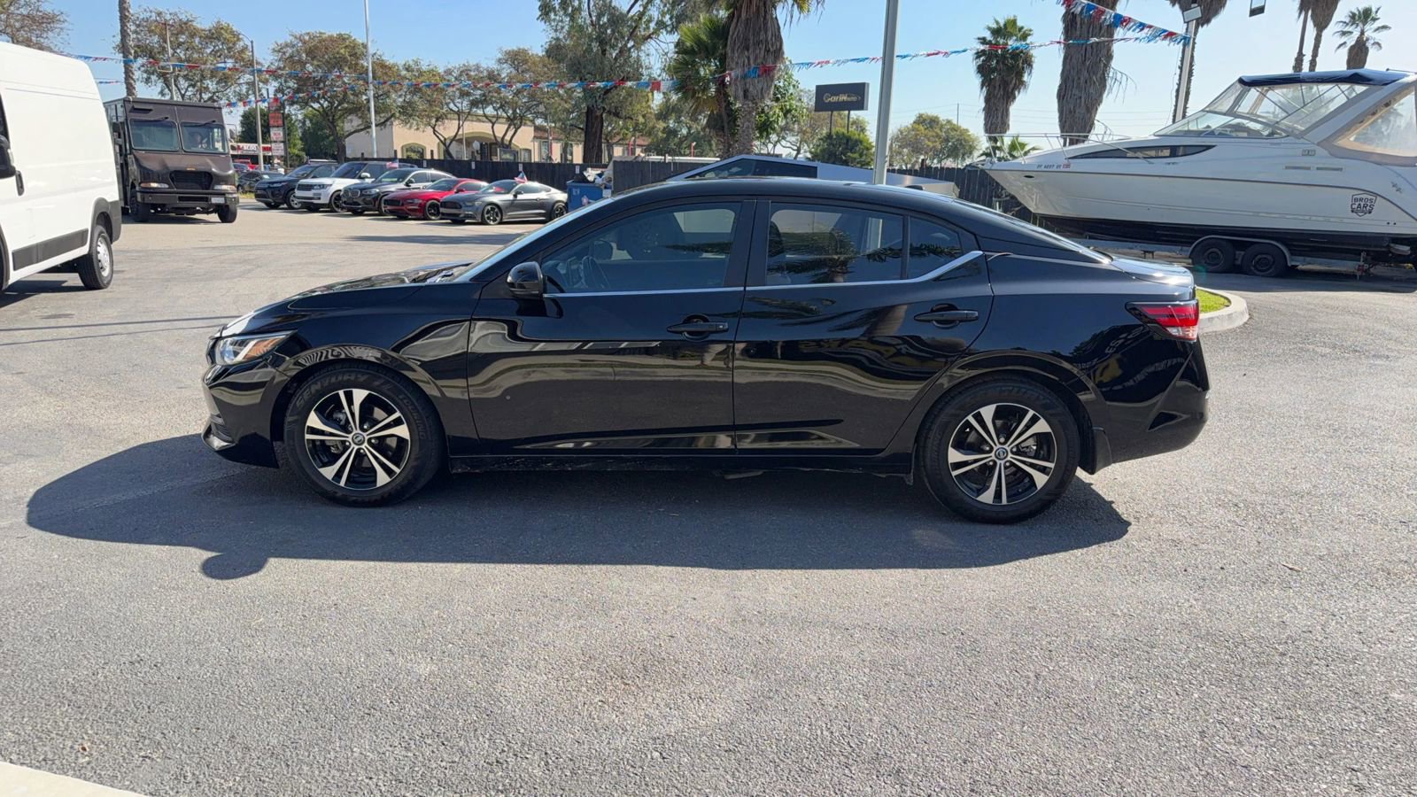 Used 2020 Nissan Sentra SV image 4