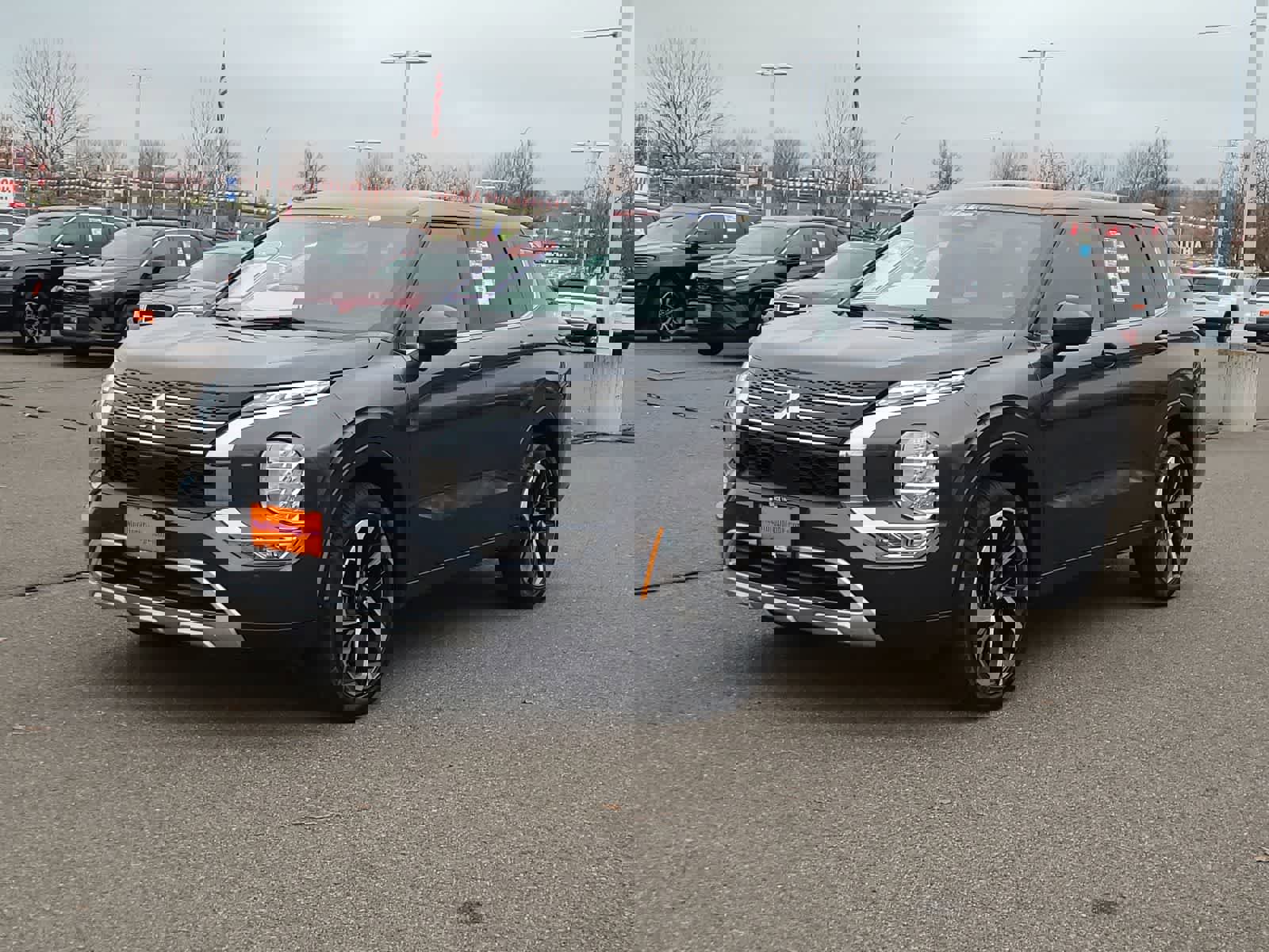 Used 2024 Mitsubishi Outlander SE