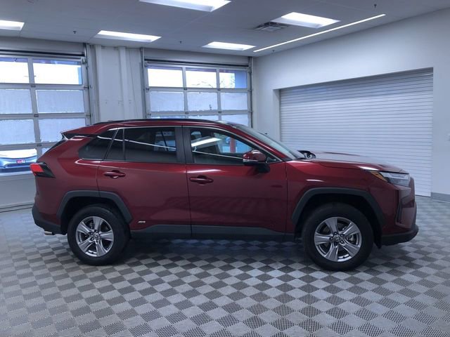 Used 2025 Toyota RAV4 XLE image 35