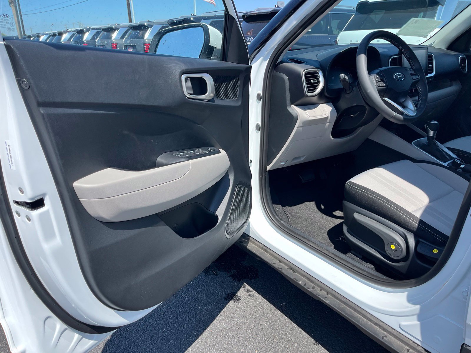 New 2026 Hyundai Venue SEL FWD image 14
