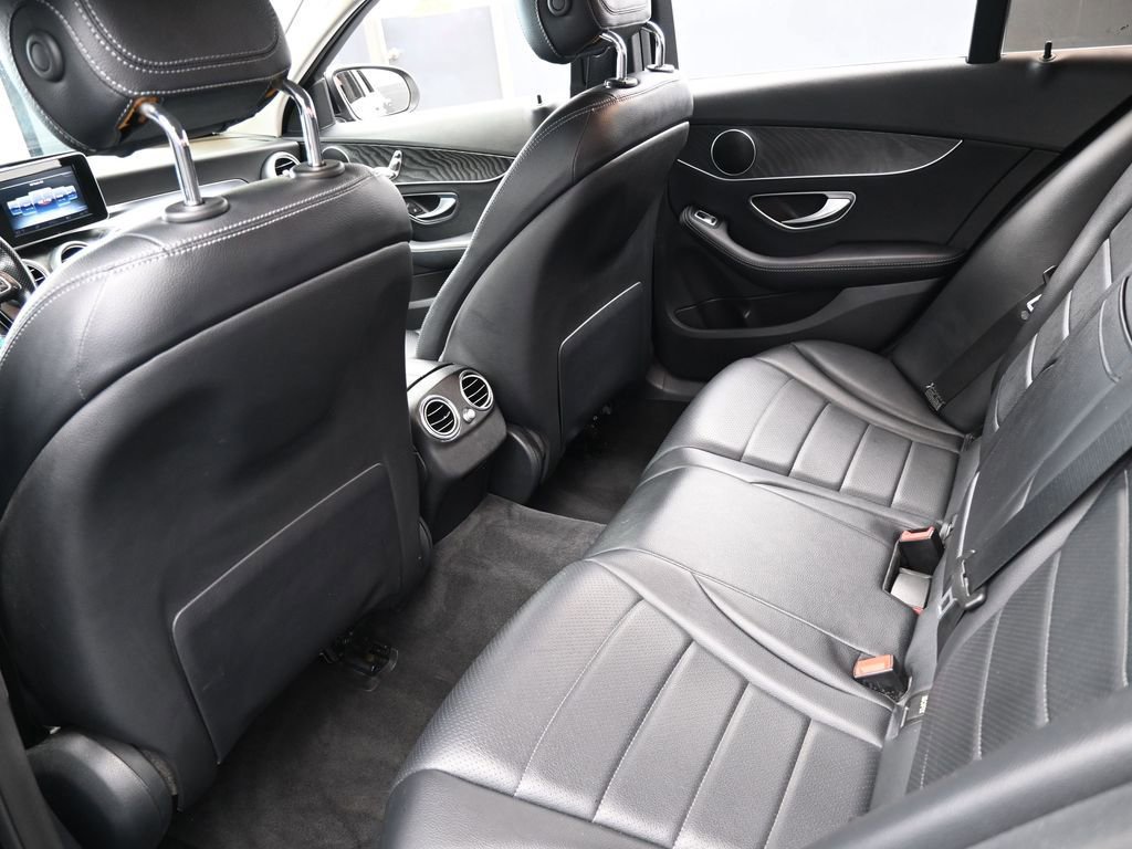 Used 2016 Mercedes-Benz C 300 Sedan image 31