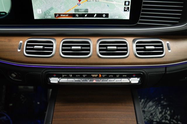 Used 2021 Mercedes-Benz Maybach GLS 600 4MATIC image 29