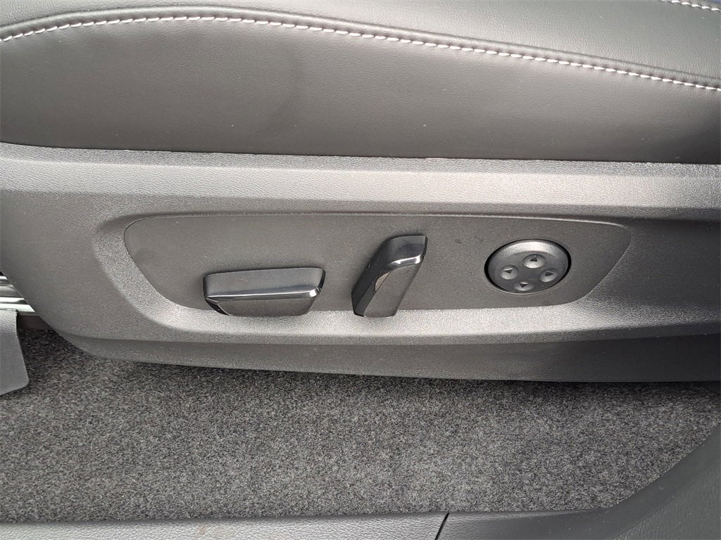 New 2026 INFINITI QX60 Sport w/ Dark Cargo Package image 15