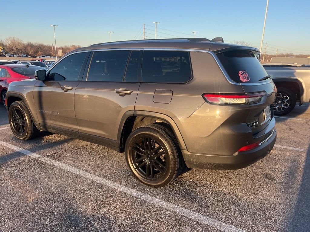 Used 2021 Jeep Grand Cherokee L Limited AWD/4WD image 2