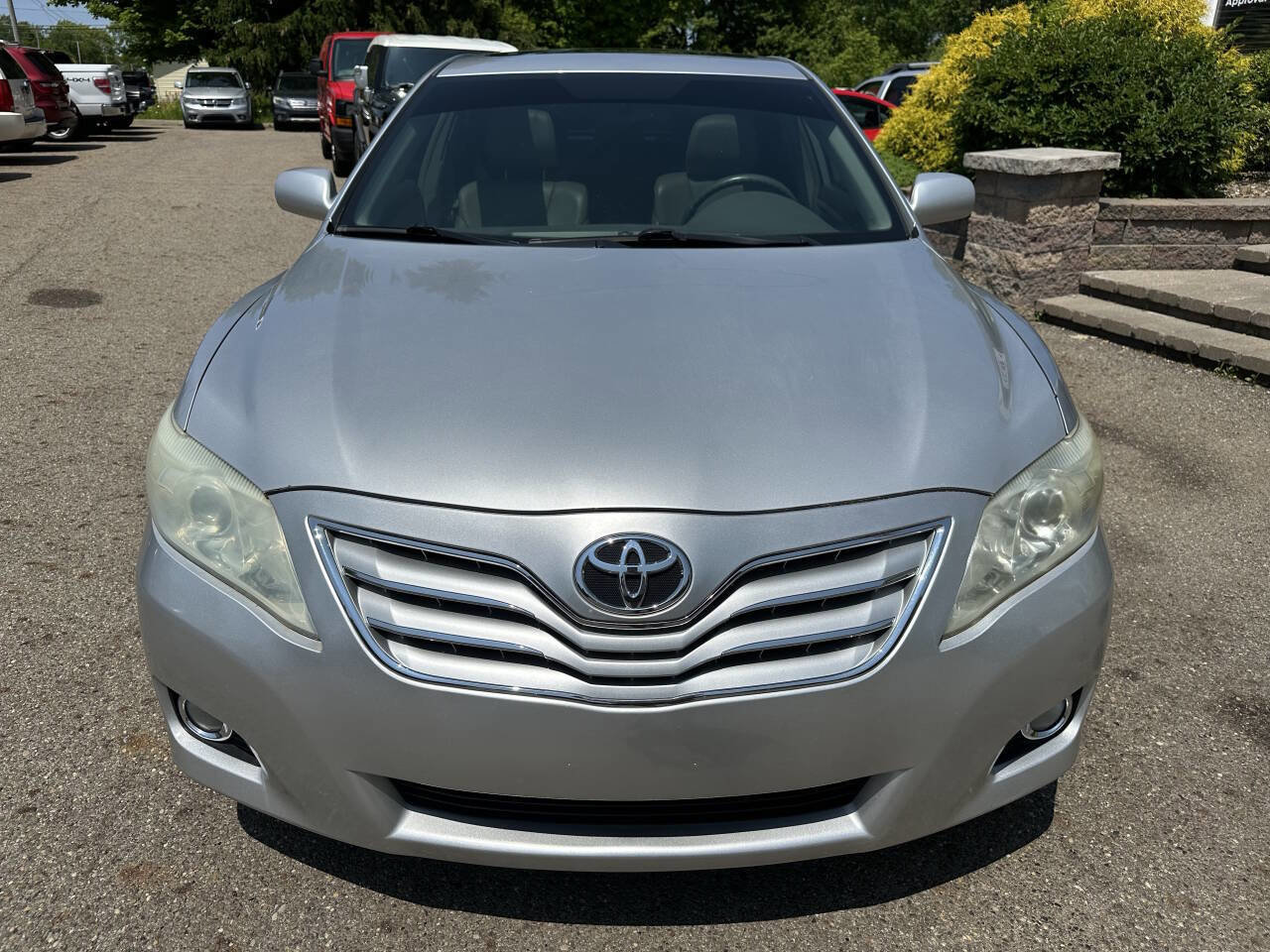Used 2010 Toyota Camry LE FWD image 11