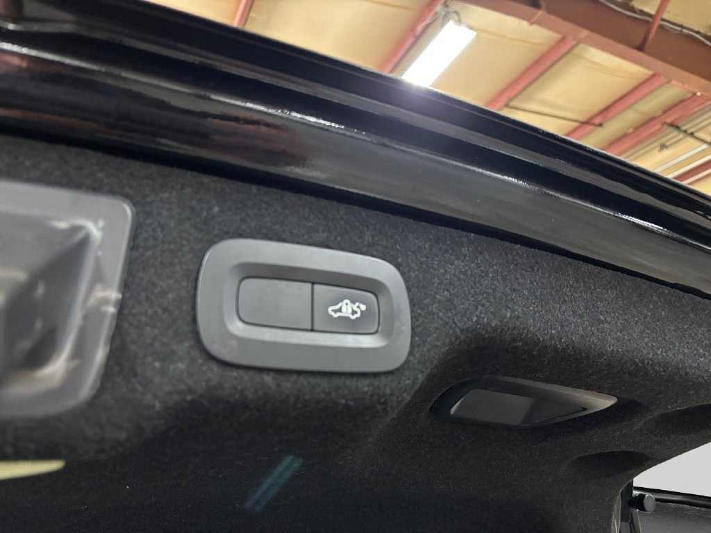 Used 2019 Volvo S90 T5 Momentum AWD/4WD image 42